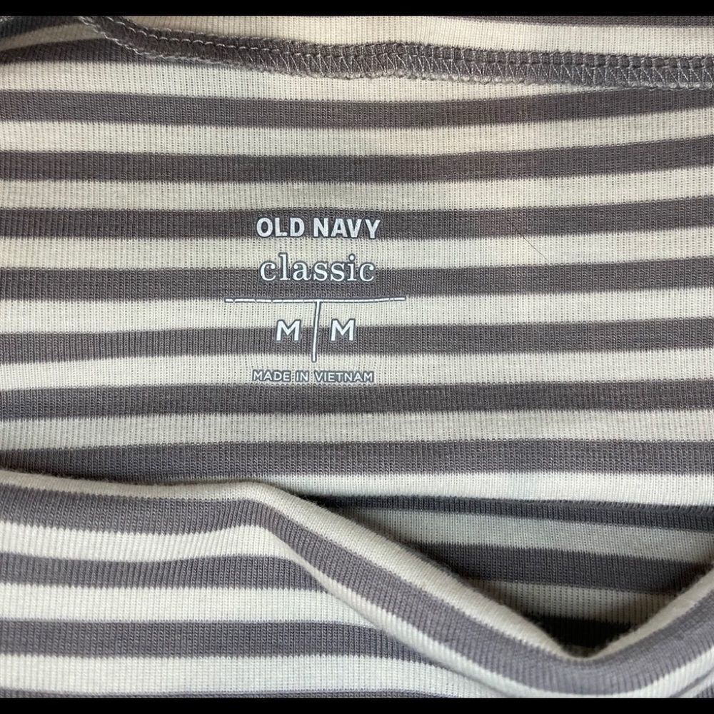 Old Navy Mock Neck Classic Top - Picture 2 of 4